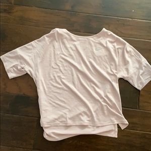 cropped nike t shirt